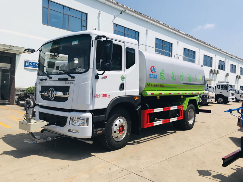 國(guó)六12-15方東風(fēng)D9灑水車(chē)