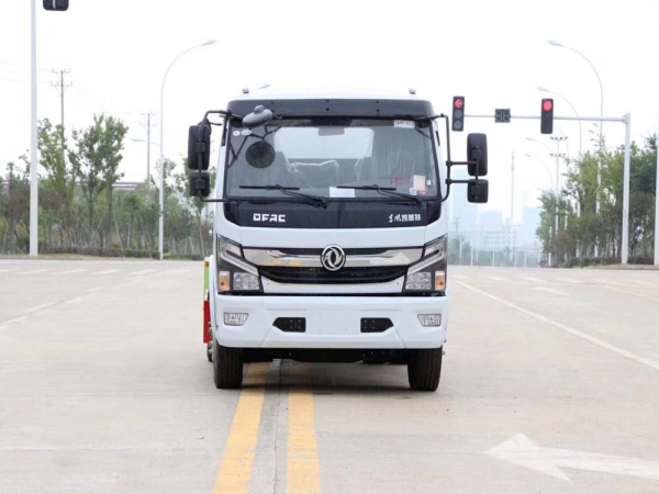 新款國(guó)六9-10方東風(fēng)凱普特灑水車(chē)