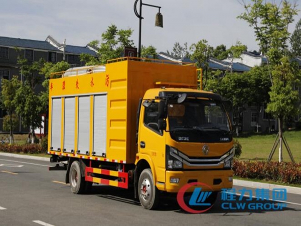東風(fēng)大多利卡8方污水處理車，凈化車程力廠家直供